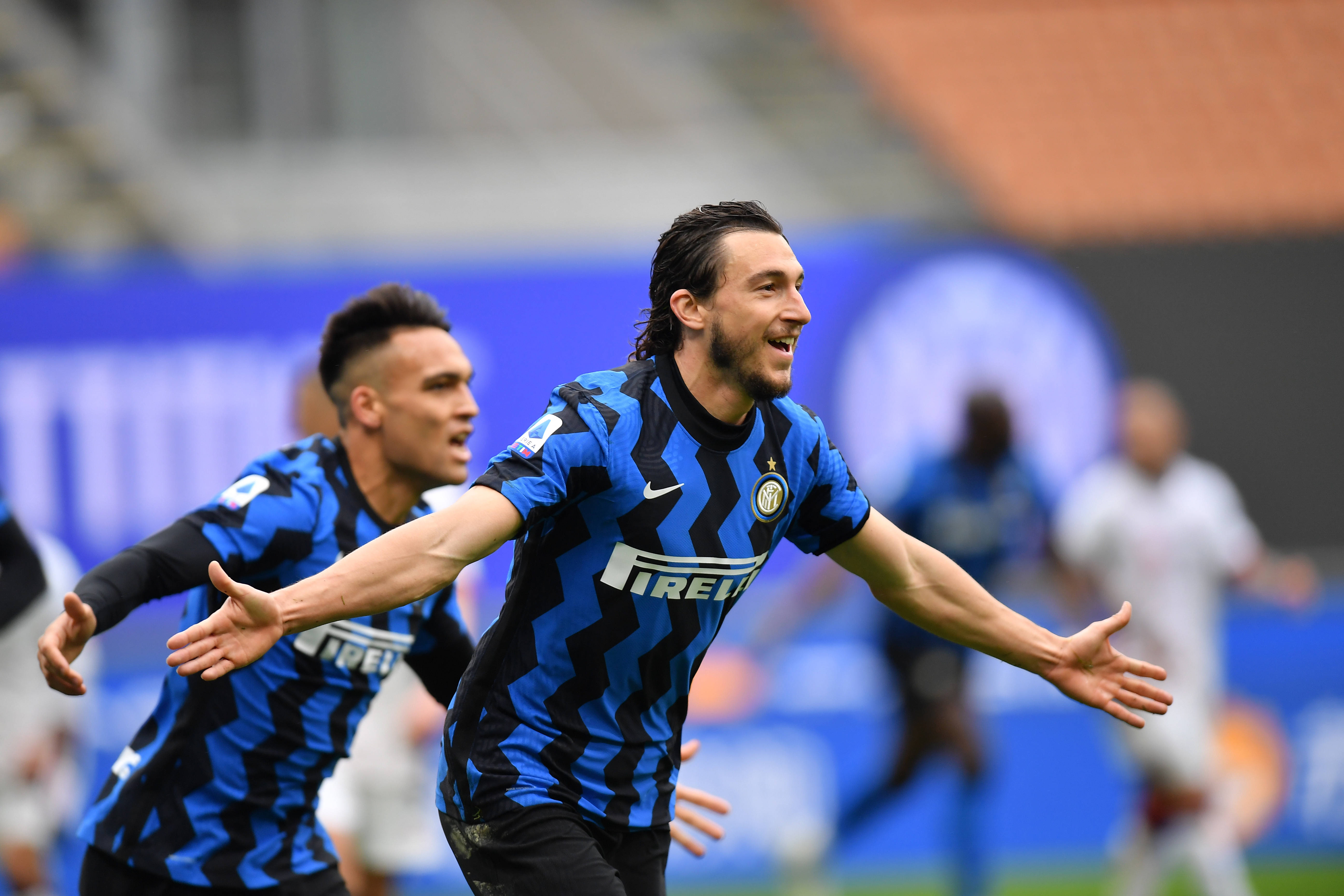 阿森纳即将签下队史第二贵的球员，凯南·耶尔迪兹转会真相浮出水面。（阿森纳逼近队史第二高价引援，凯南·耶尔迪兹转会内幕曝光）