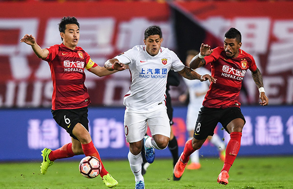 奥尼尔：能进入历史第一人讨论的只有乔丹、詹姆斯和科比（奥尼尔称历史第一人之争仅限乔丹、詹姆斯与科比）