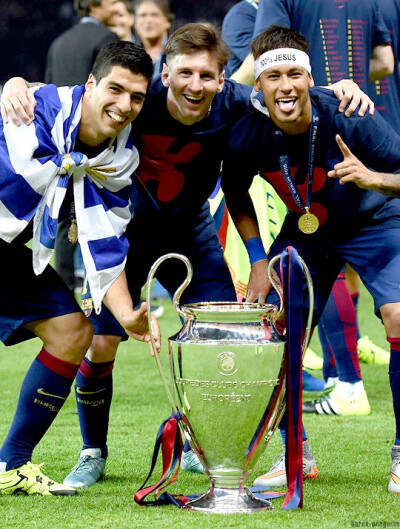 费尔明复出在即！巴萨急需他的能量迎战法兰克福（费尔明即将回归，巴萨亟需他的冲击力迎战法兰克福）