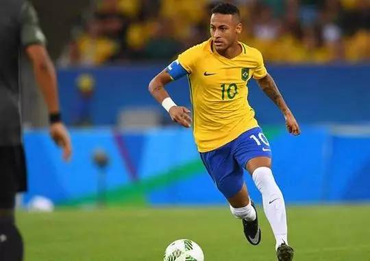 苏超创全国多个标志性第一次：央视转播、启用VAR、名哨执法（苏超多项全国首创：央视直播、启用VAR、名哨吹罚）