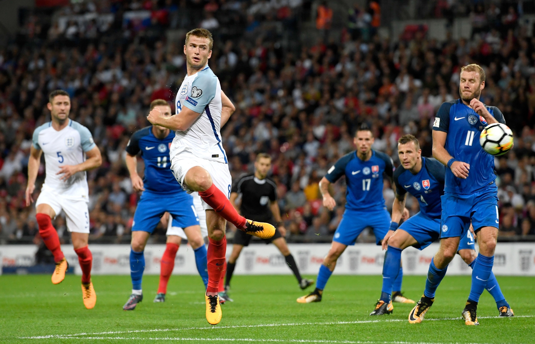 美媒：约基奇在他出手的全部12个区域均为热区（美媒：约基奇投篮的12个区域全部为热区）