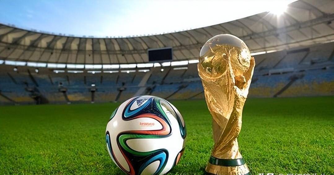 记者：拜仁寄希望于孔帕尼能说服于帕梅卡诺续约留队（记者：拜仁盼孔帕尼出面劝说于帕梅卡诺续约留队）