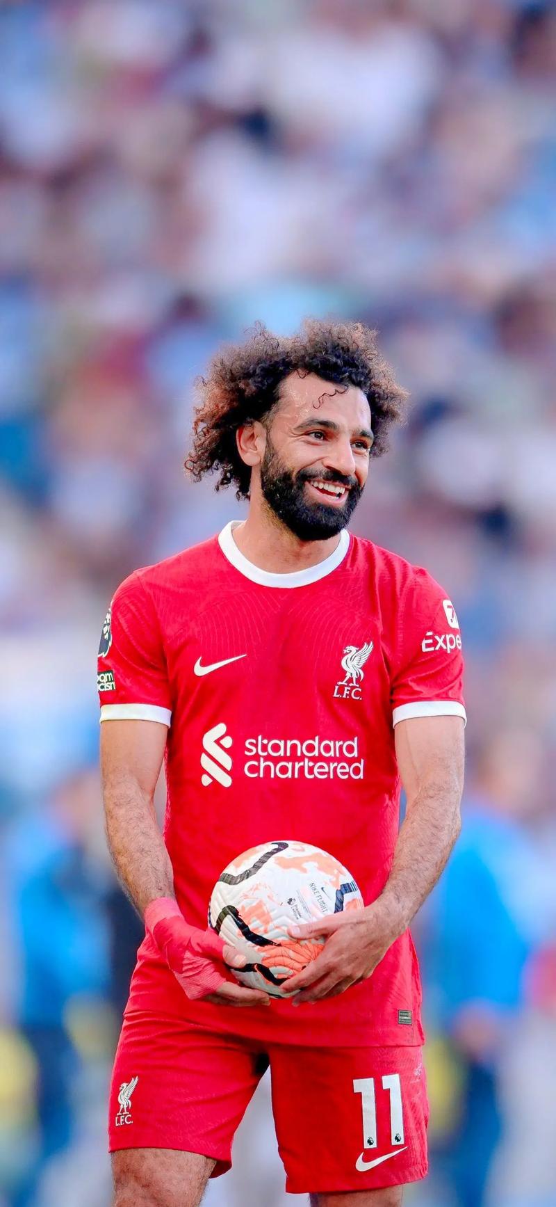 科利莫尔：在利物浦永远是俱乐部至上，萨拉赫不是梅西或C罗（科利莫尔：利物浦始终以俱乐部为先，萨拉赫并非梅西或C罗）