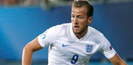 卡洛斯：当世界杯冠军是无与伦比的；希望安帅带领巴西进决赛（卡洛斯称世界杯封王无与伦比，盼安切洛蒂率巴西挺进决赛）