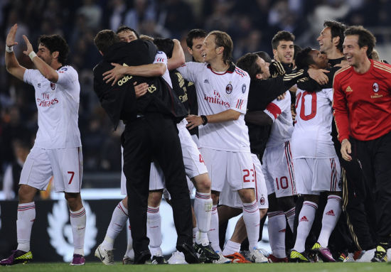 里程碑！哈兰德连续11场国家队破门，追平63年前纪录（历史时刻！哈兰德国家队连续11场进球，追平尘封63年纪录）