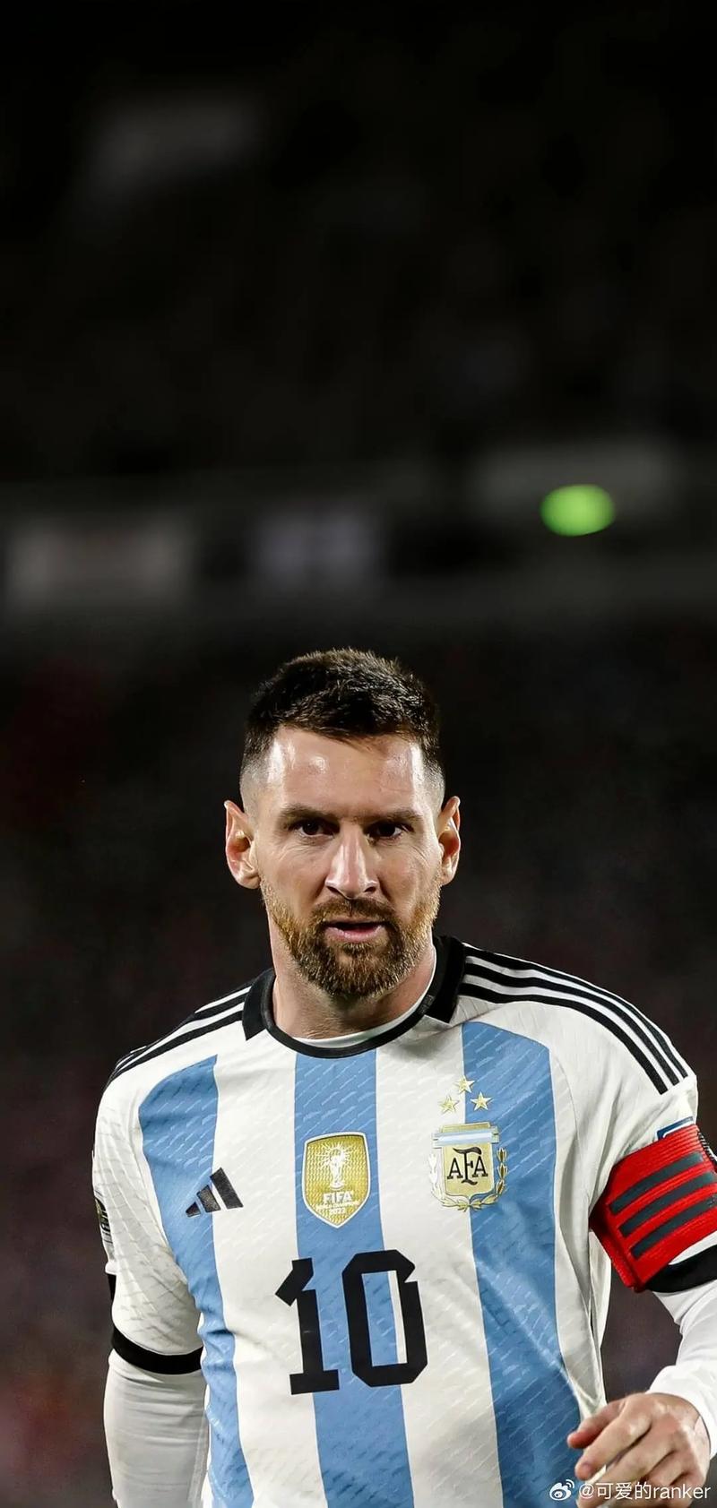 格拉斯纳：利物浦？我会在下个月开启和水晶宫的续约谈判（格拉斯纳回应利物浦传闻：下月将与水晶宫启动续约谈判）